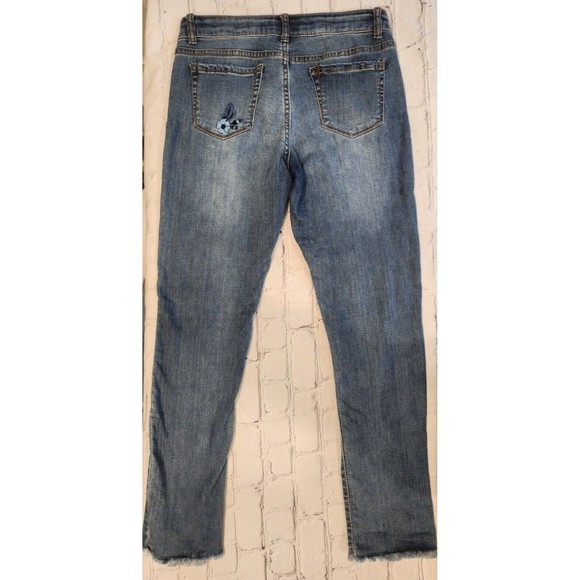 Girls Arizona Jeans Size 12.5 Plus Flower Embroidered Skinny Jeans - Picture 7 of 8